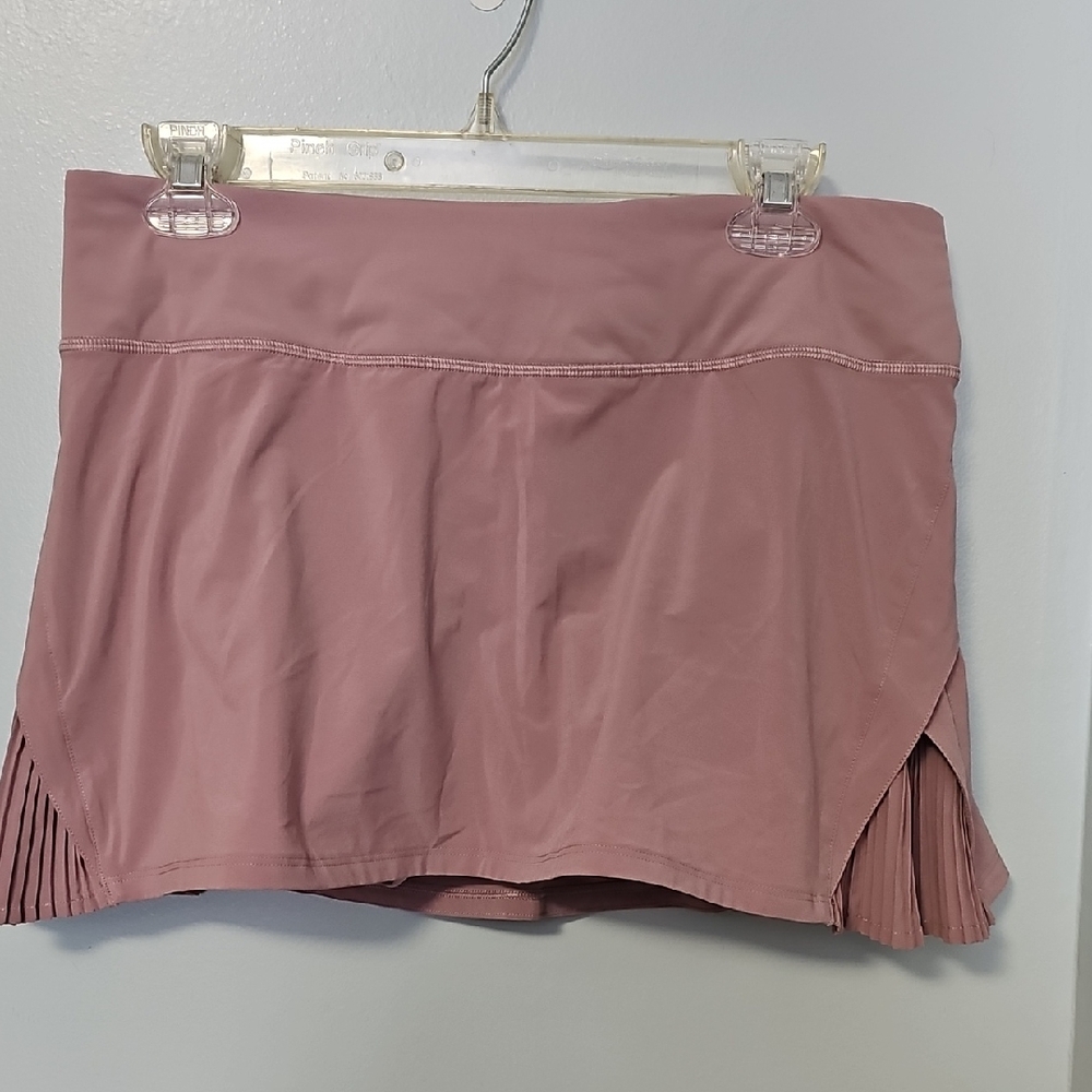 Lululemeon Play Off The Pleats Skirt